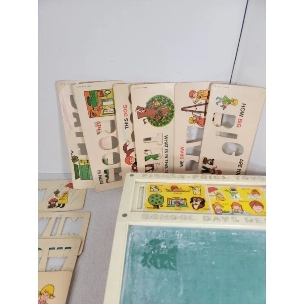Vtg 1972 Fisher Price School Days Play Desk Magnetic Letters Cards Numbers Chalk